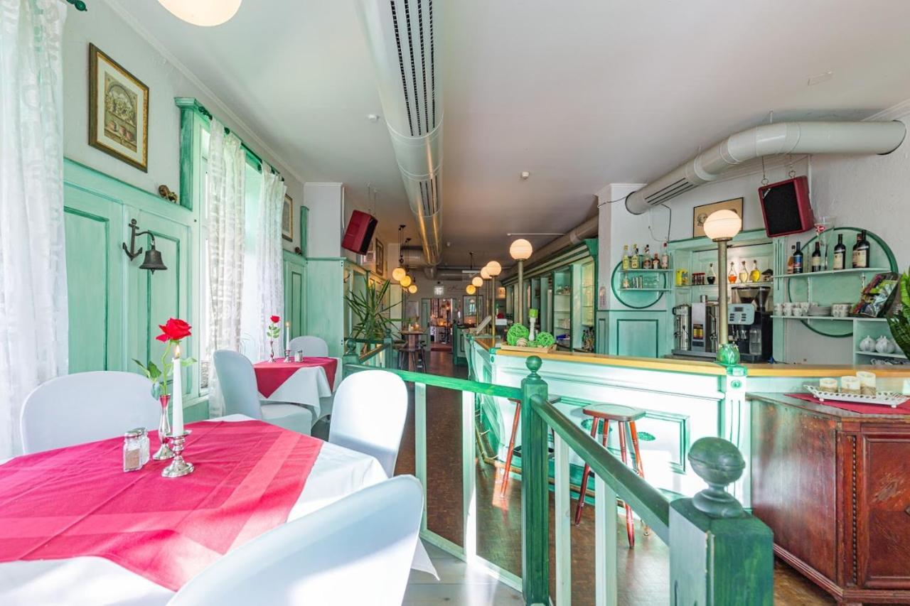 Hotel Bergschloesschen à Jüterbog Extérieur photo