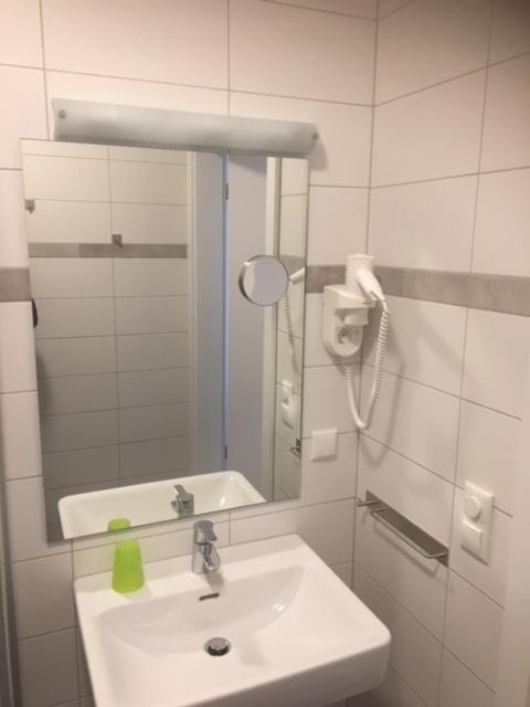 Hotel Bergschloesschen à Jüterbog Extérieur photo