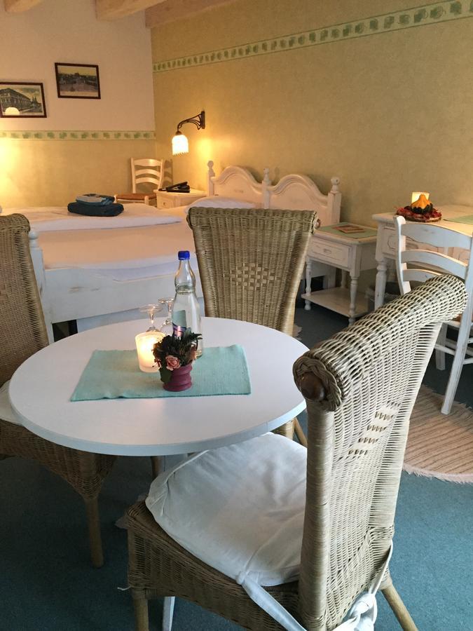 Hotel Bergschloesschen à Jüterbog Extérieur photo