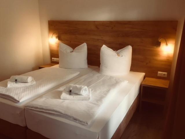 Hotel Bergschloesschen à Jüterbog Extérieur photo